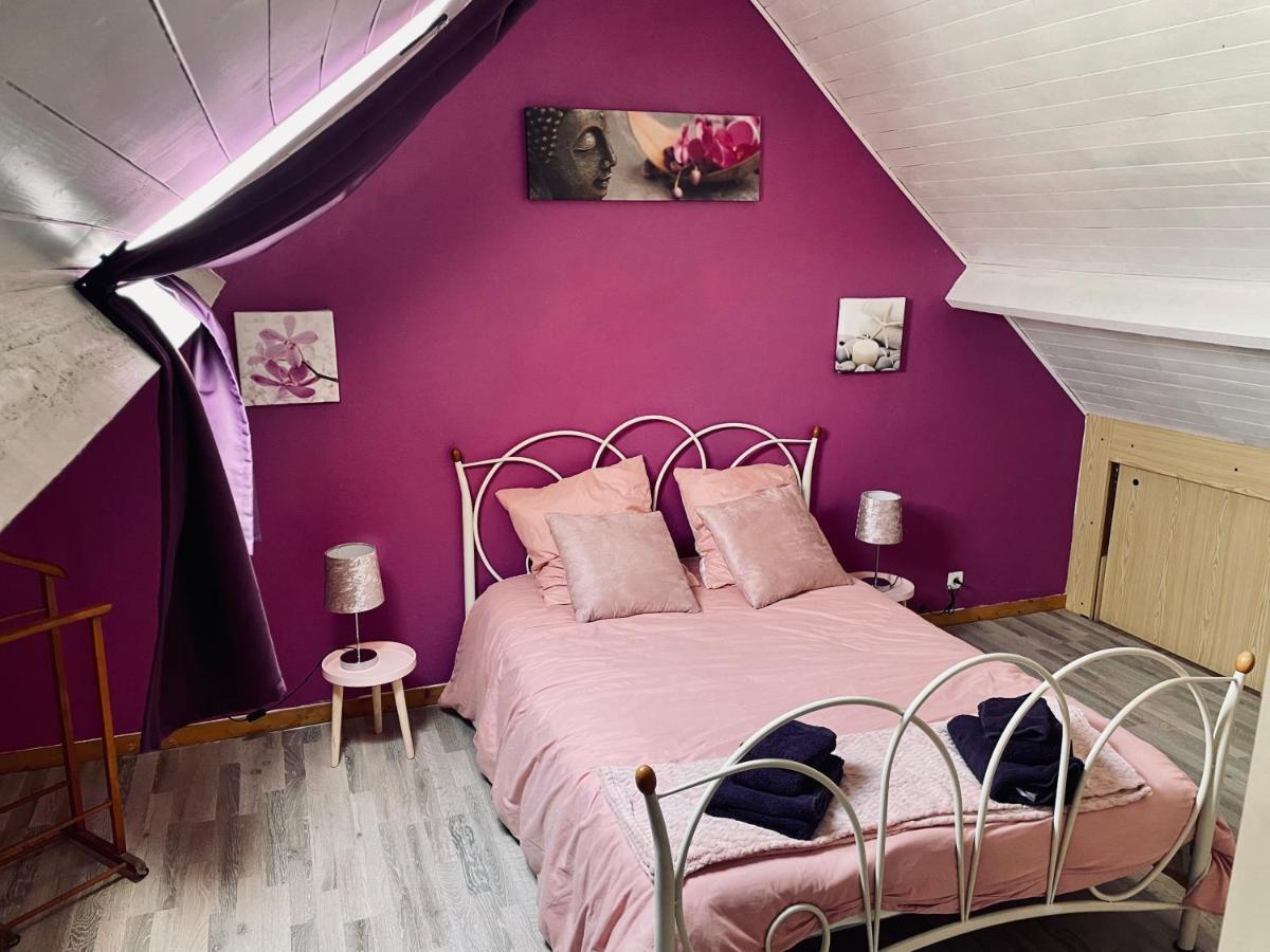 Gite Nadege A L Ombre D'Une Tour Tournebu 외부 사진